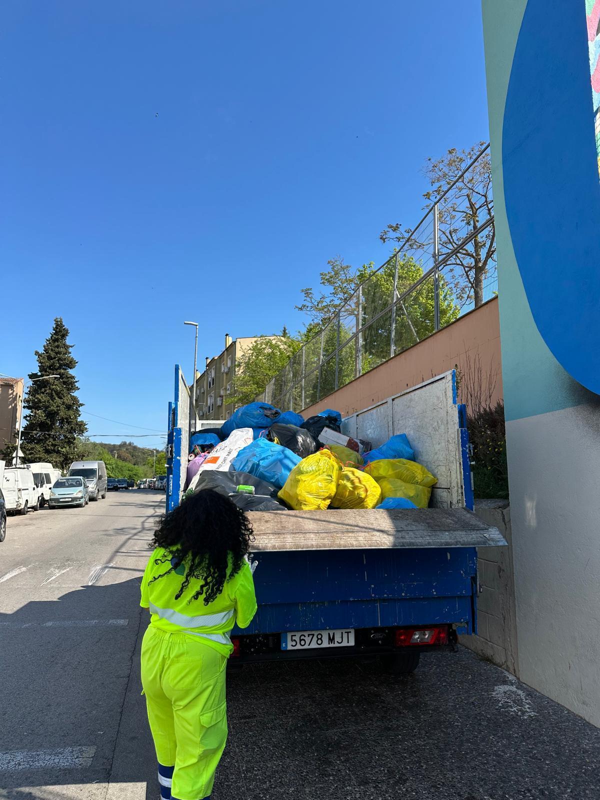 Van col·laborar amb Girona+Neta, acordant punts on reunirien les escombraries