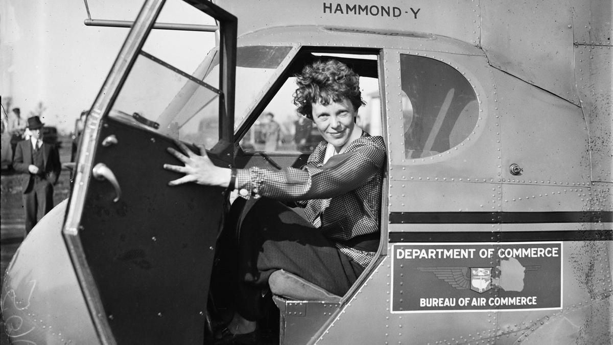 Amelia Earhart, mujeres viajeras