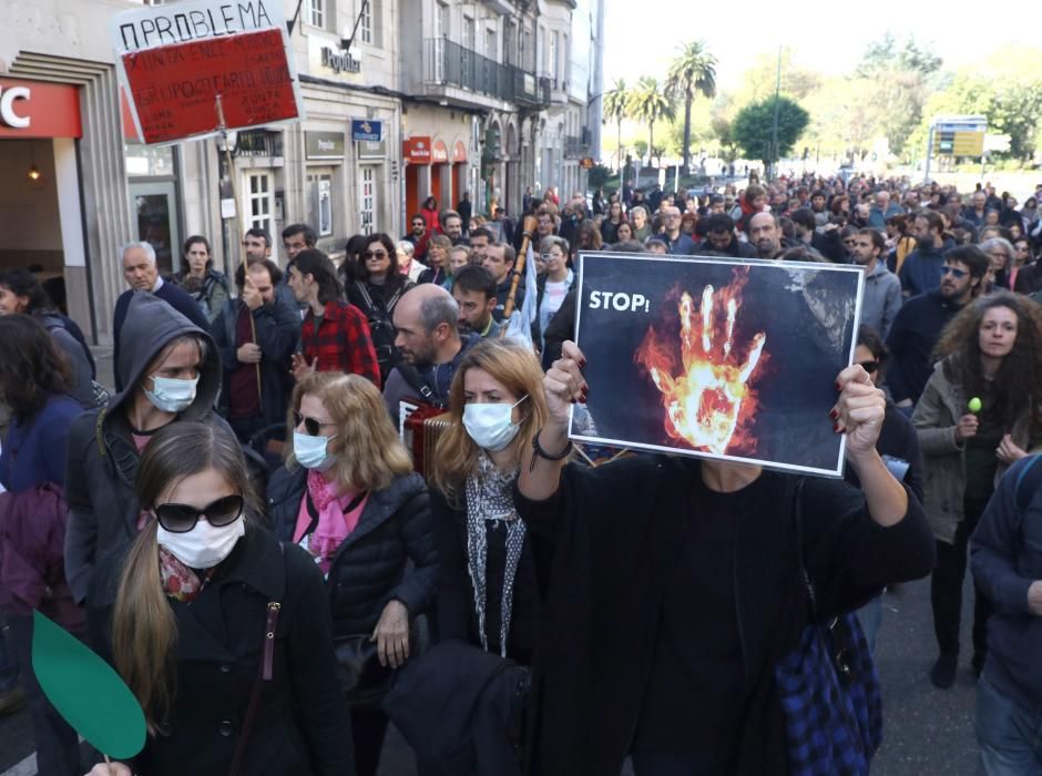 La oposición reclama un cambio de política forestal y asunción de responsabilidades.