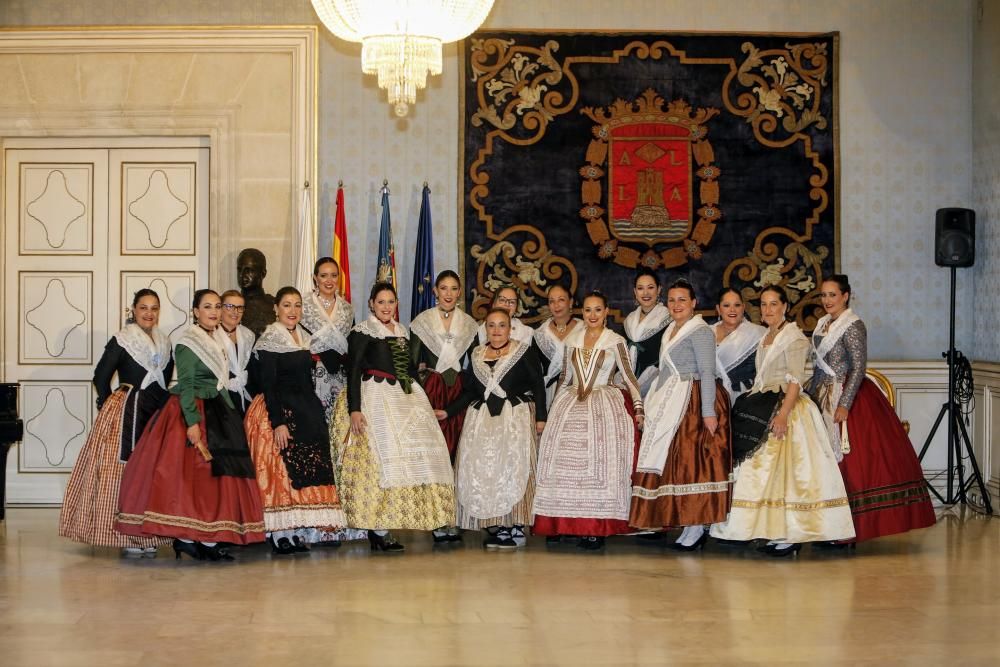 Noelia Vinal Rondón proclamada Bellea del Foc infantil 2019.