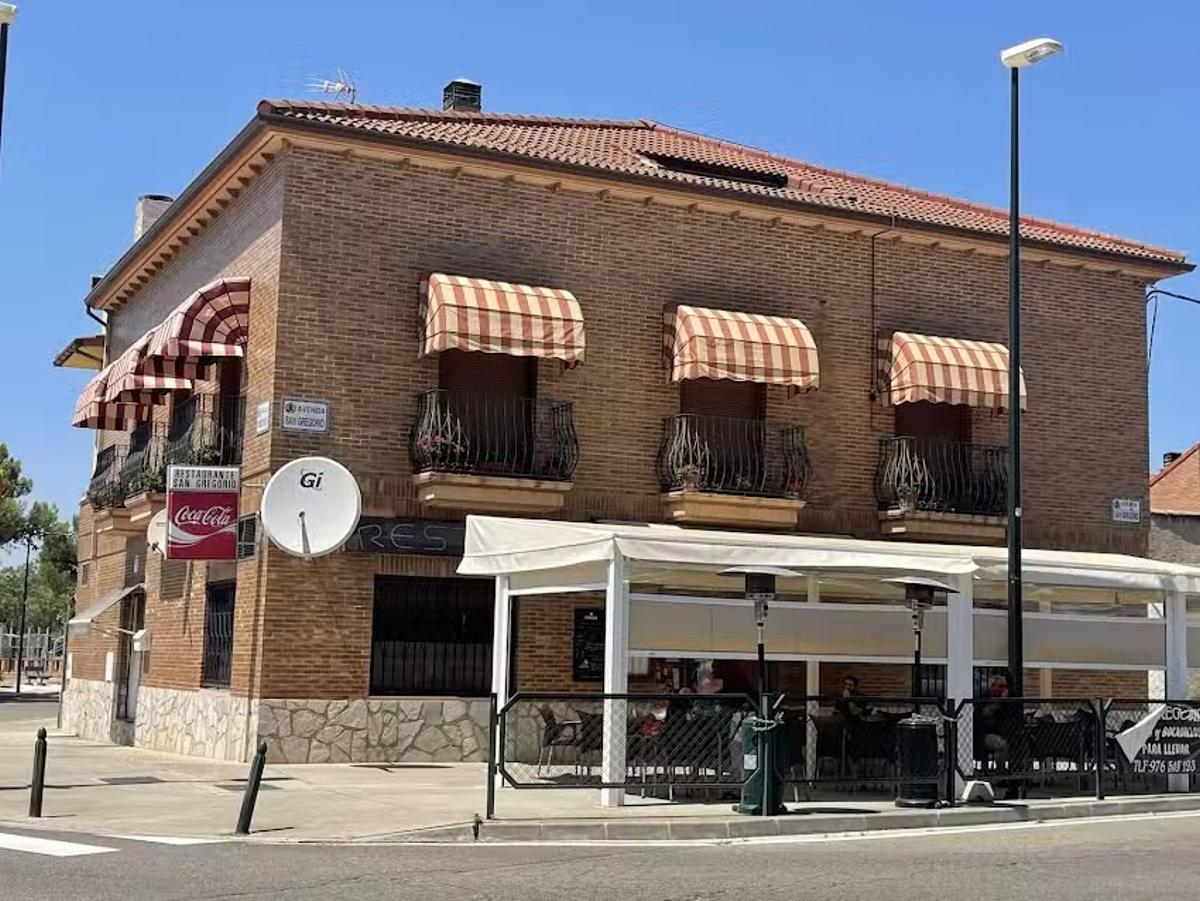Exterior y terraza del Restaurante San Gregorio, Zaragoza