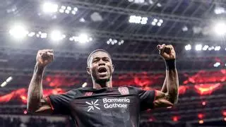 Samuel Eto'o bendice a Christian Kofane, el joven delantero que tiene el Barça en el radar