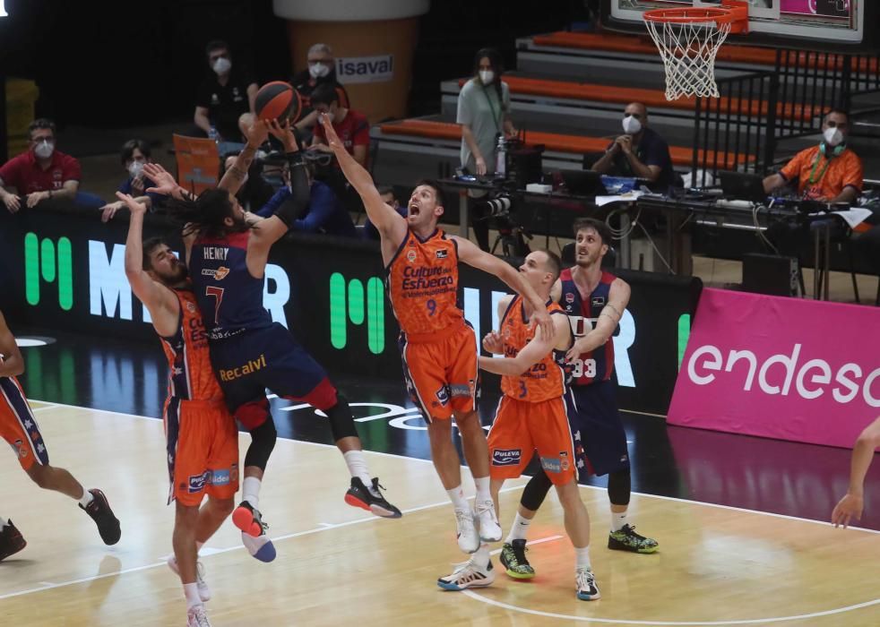 Valencia Basket Club vs TD Systems Baskonia . PlayOff