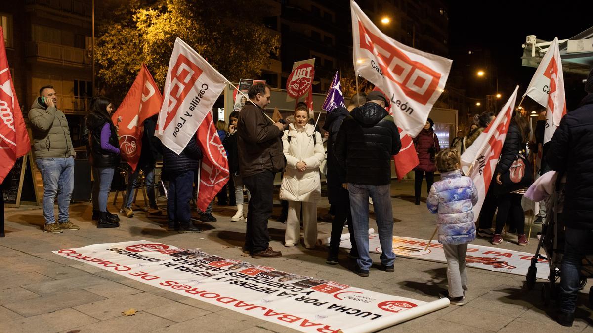 ZAMORA. MANIFESTACION TRABAJADORES DE COMERCIO