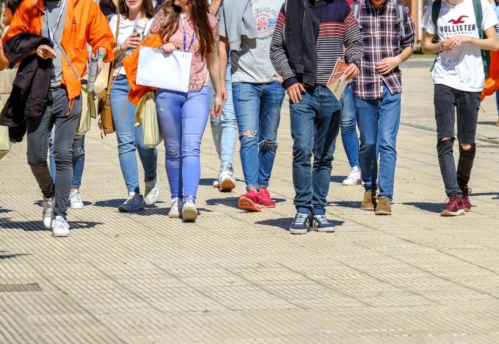 Alumnos de Bachillerato en la Universidad