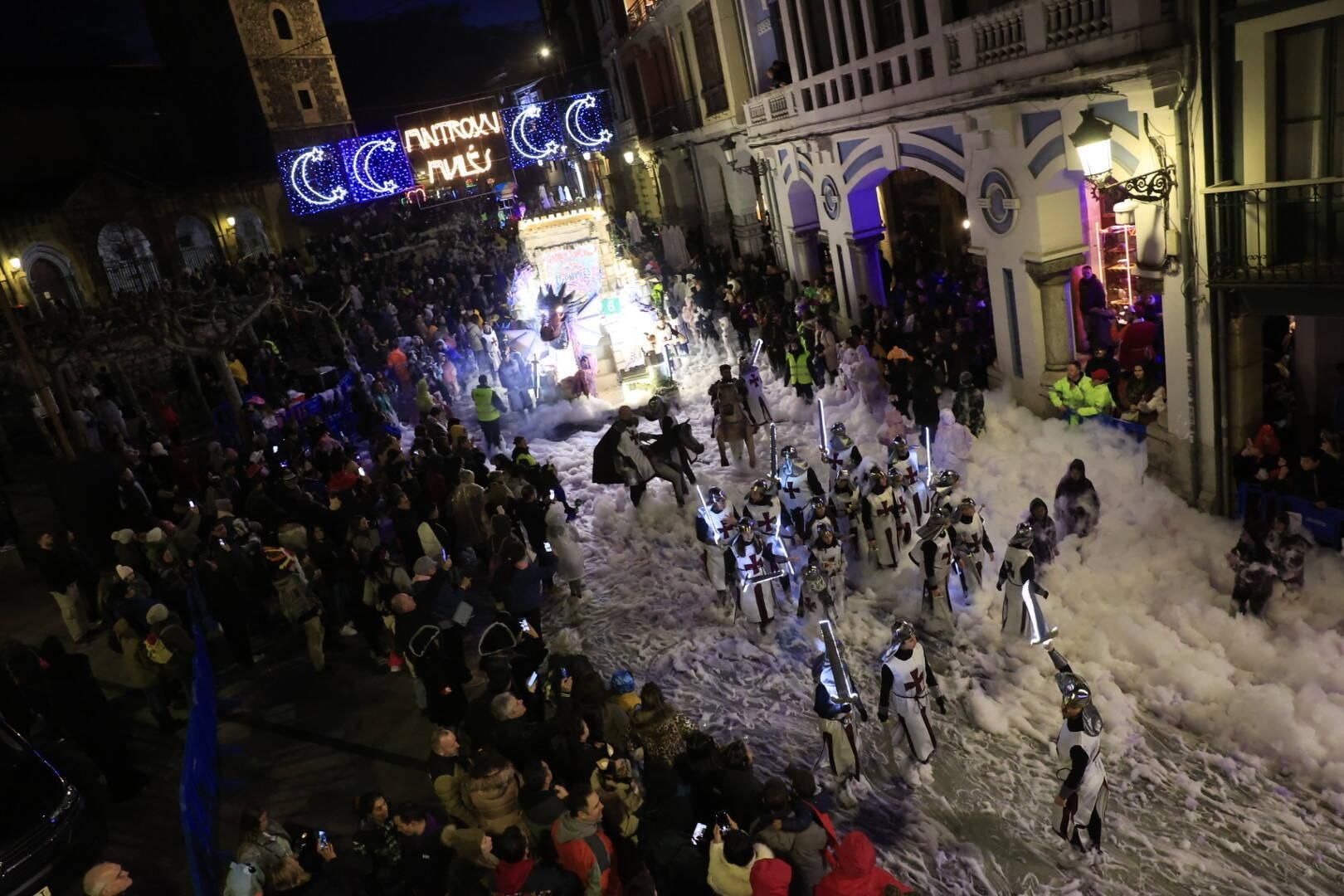 EN IMÁGENES: Así fue el espectacular 37.º Descenso de Galiana en el Antroxu de Avilés