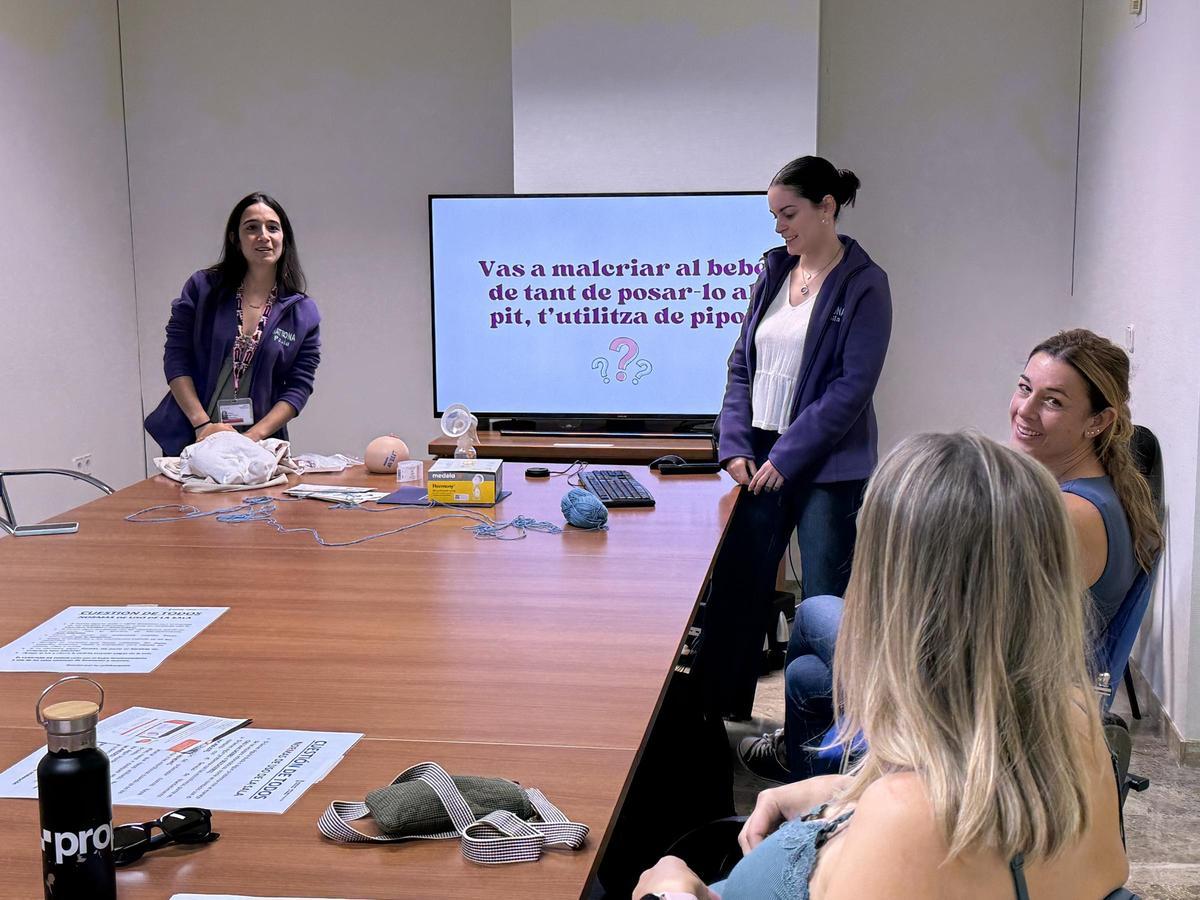 Una actividad formativa para futuras madres.