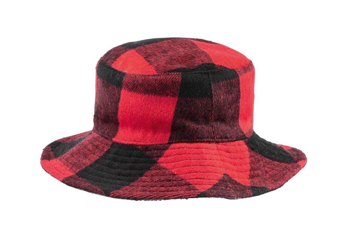 Sombrero de cuadros de C&amp;A (Precio: 8,90 euros)