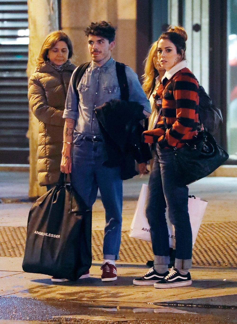Blanca Suárez con unos amigos