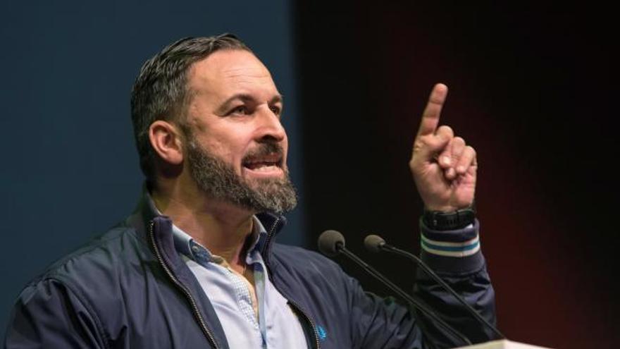 Abascal: "VOX es la casa común de los que se atreven gritar fuera autonomías"