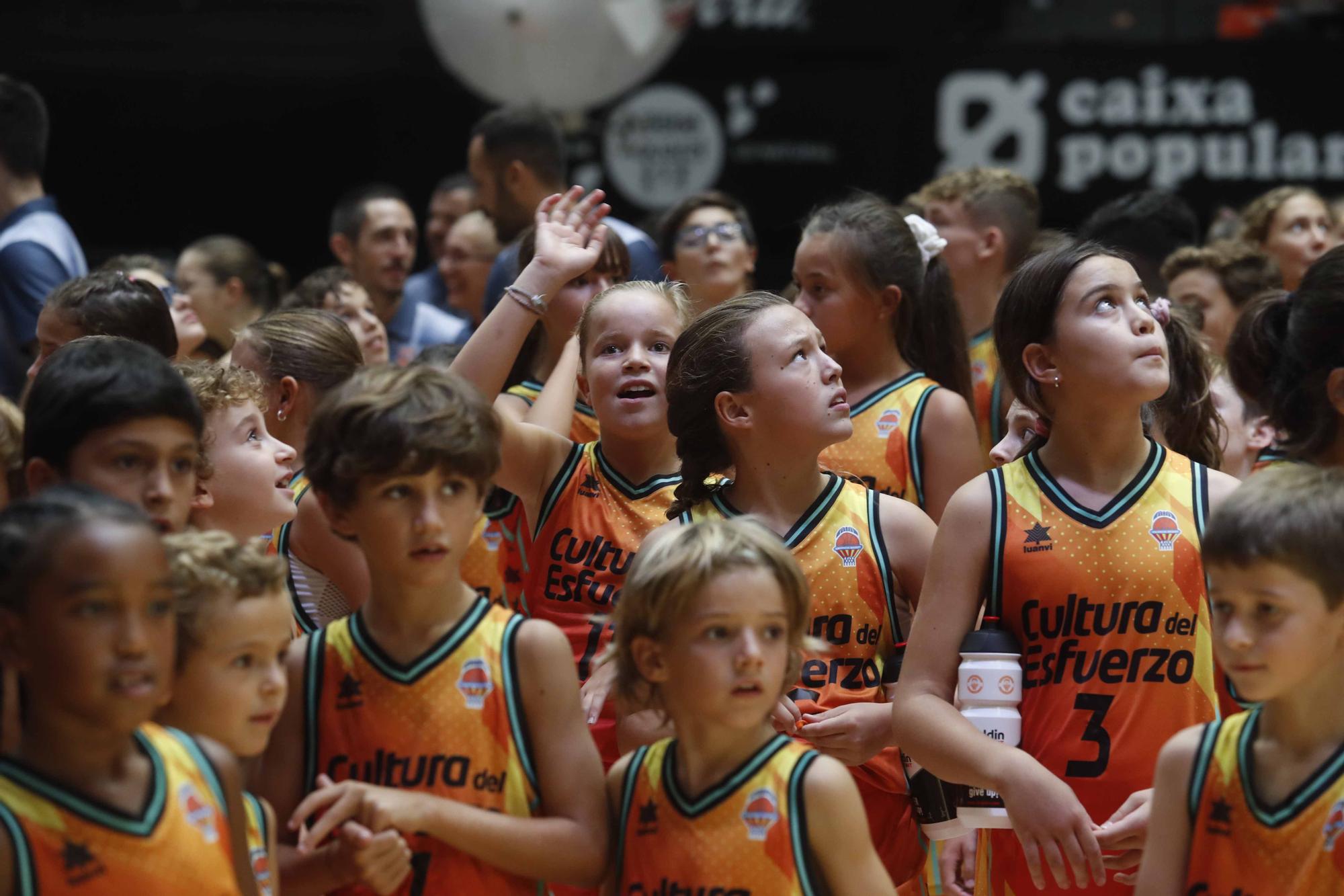 Presentación del Valencia Basket en La Fonteta