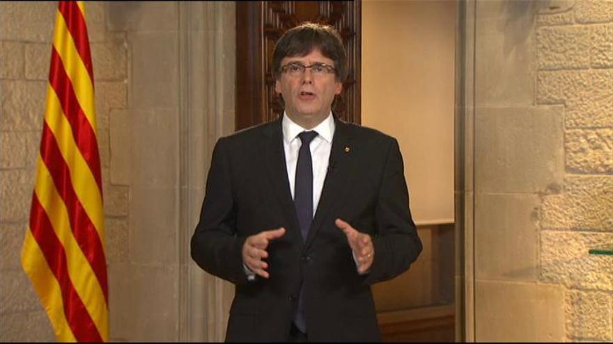 Puigdemont al Rey: "Así no. Usted ayer decepcionó a mucha gente"