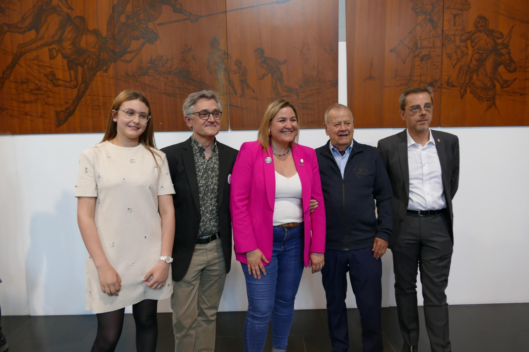 Dues exposicions, un programa de ràdio i el dia de la dansa animen el matí del dissabte de Santa Creu