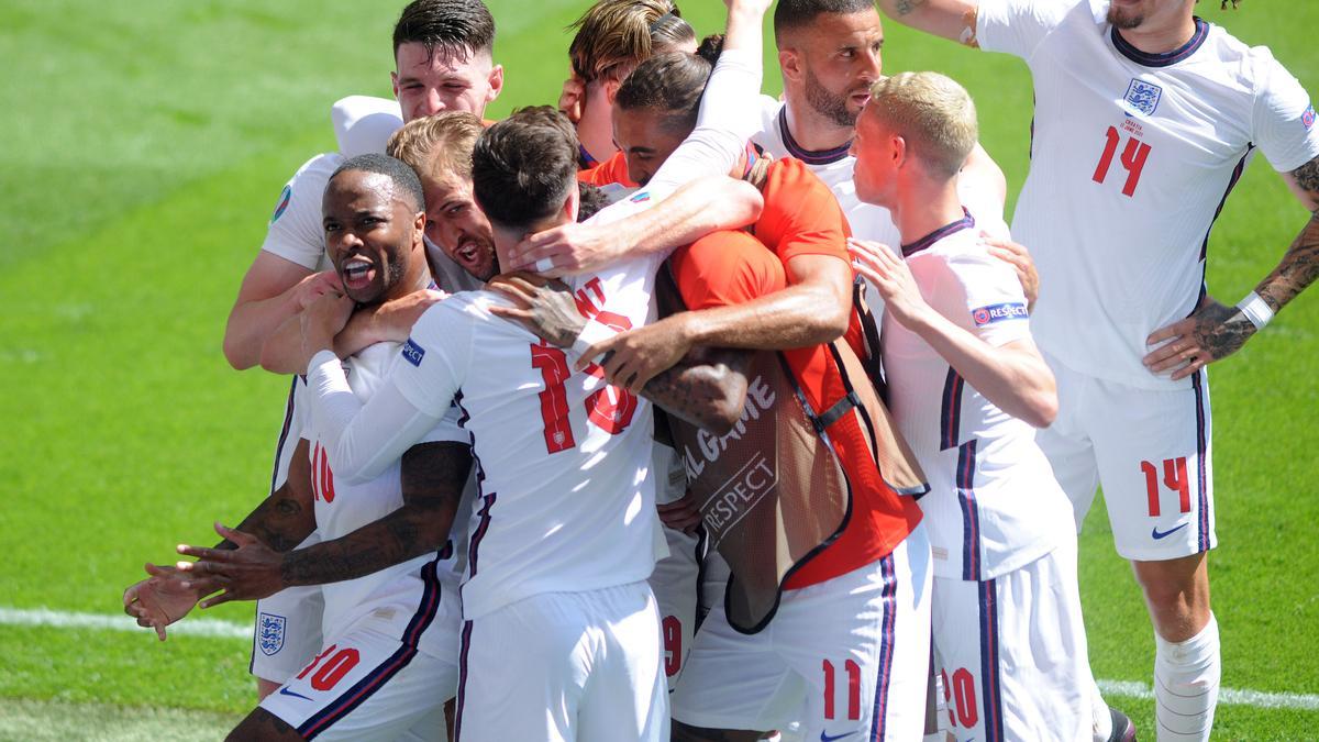 Inglaterra celebrando el tanto marcado en el partido de Eurocopa ante Croacia (Inglaterra - Croacia)