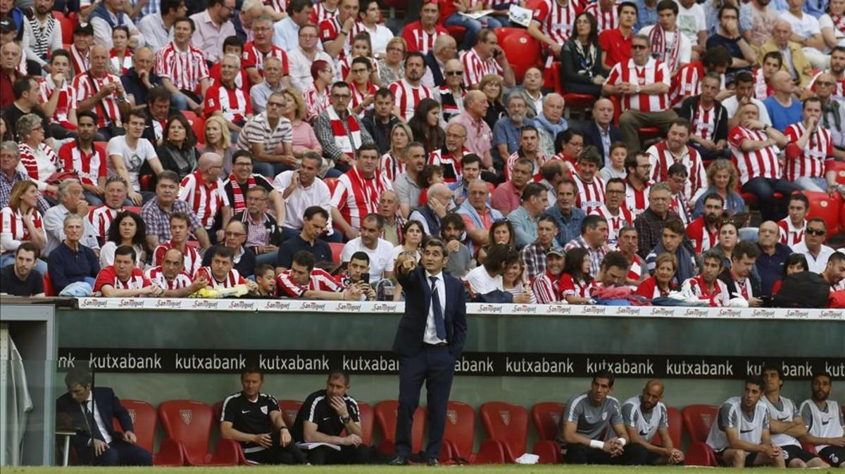 Ernesto Valverde dejó huella entre la afición de San Mamés
