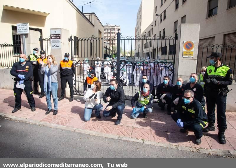 Reparto monas de Pascua Castelló