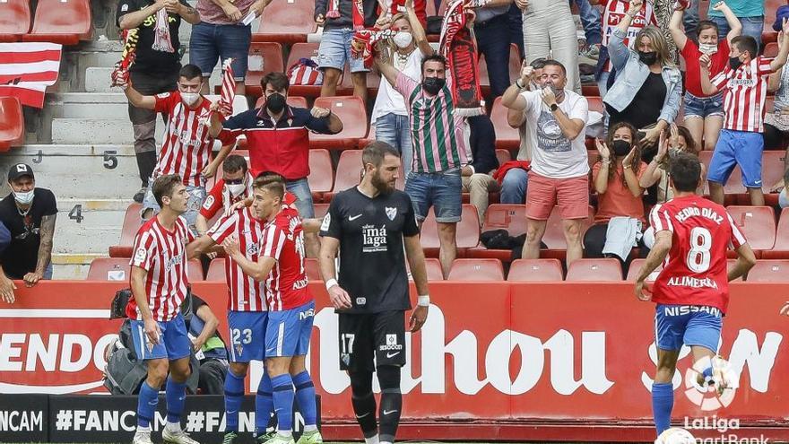 Liga Smartbank 2021/2022 I Partido entre el Sporting y el Málaga CF en El Molinón