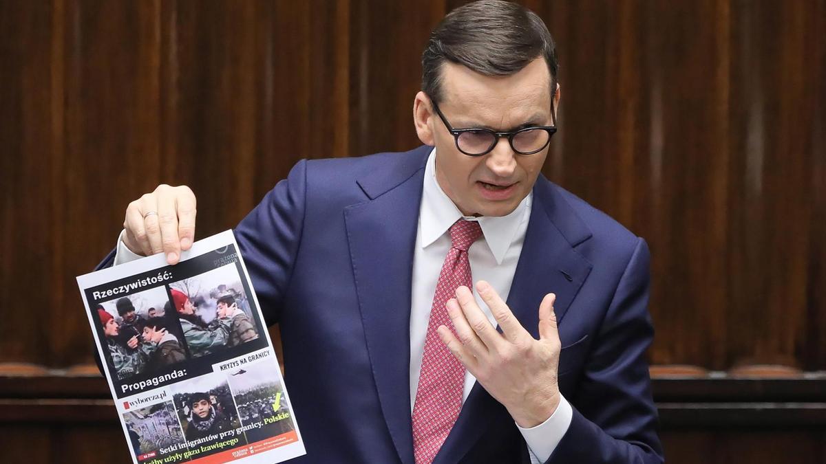 El primer ministro polaco, Mateusz Morawiecki, durante la sesión del martes en el parlamento.