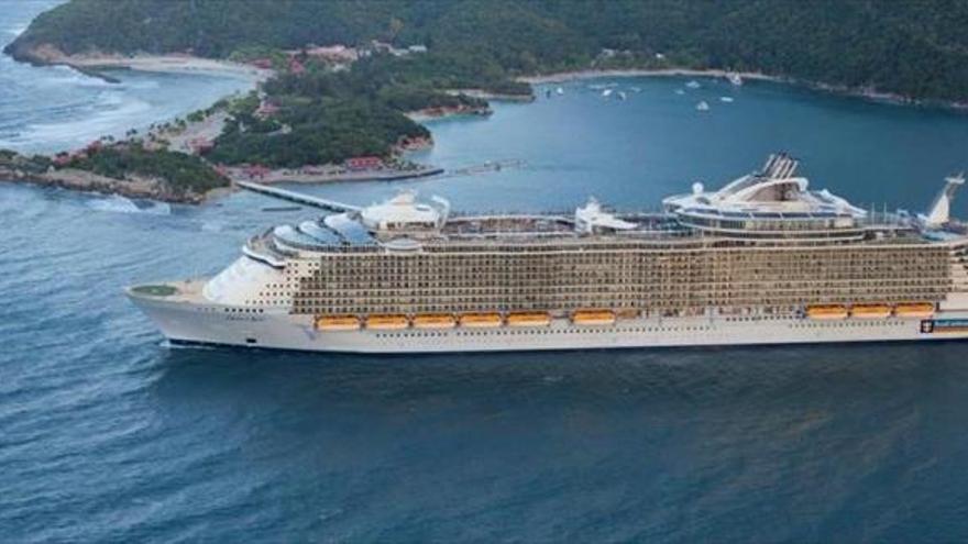 270 personas contagiadas por un virus en un crucero