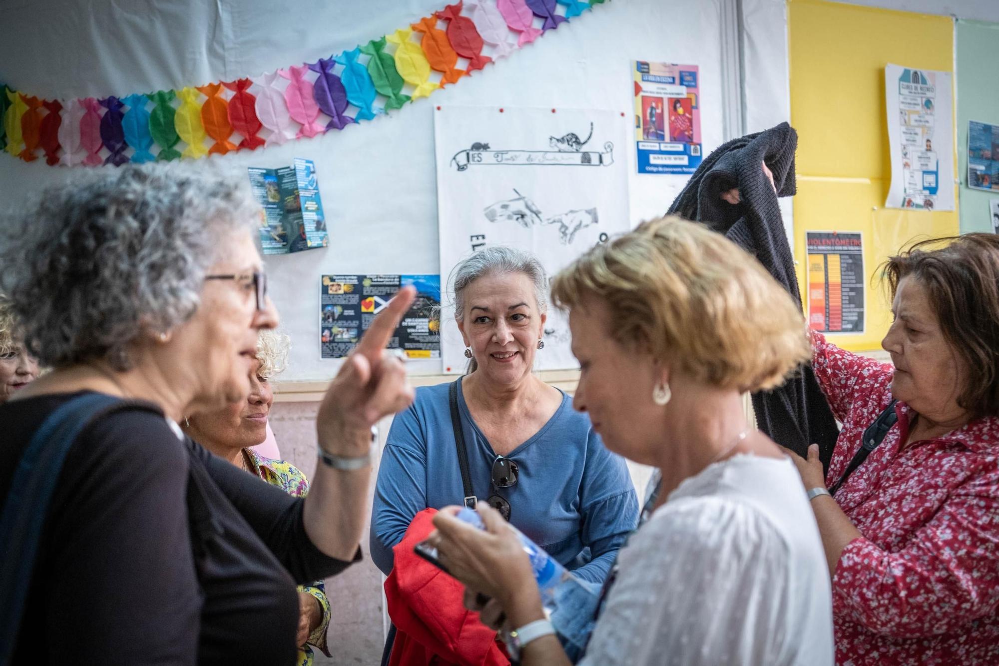 Encuentro de antiguos alumnos del instituto Tomás Iriarte en sus 55 años