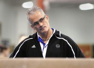Se suïcida l’exentrenador olímpic de gimnàstica dels EUA acusat d’abusos sexuals