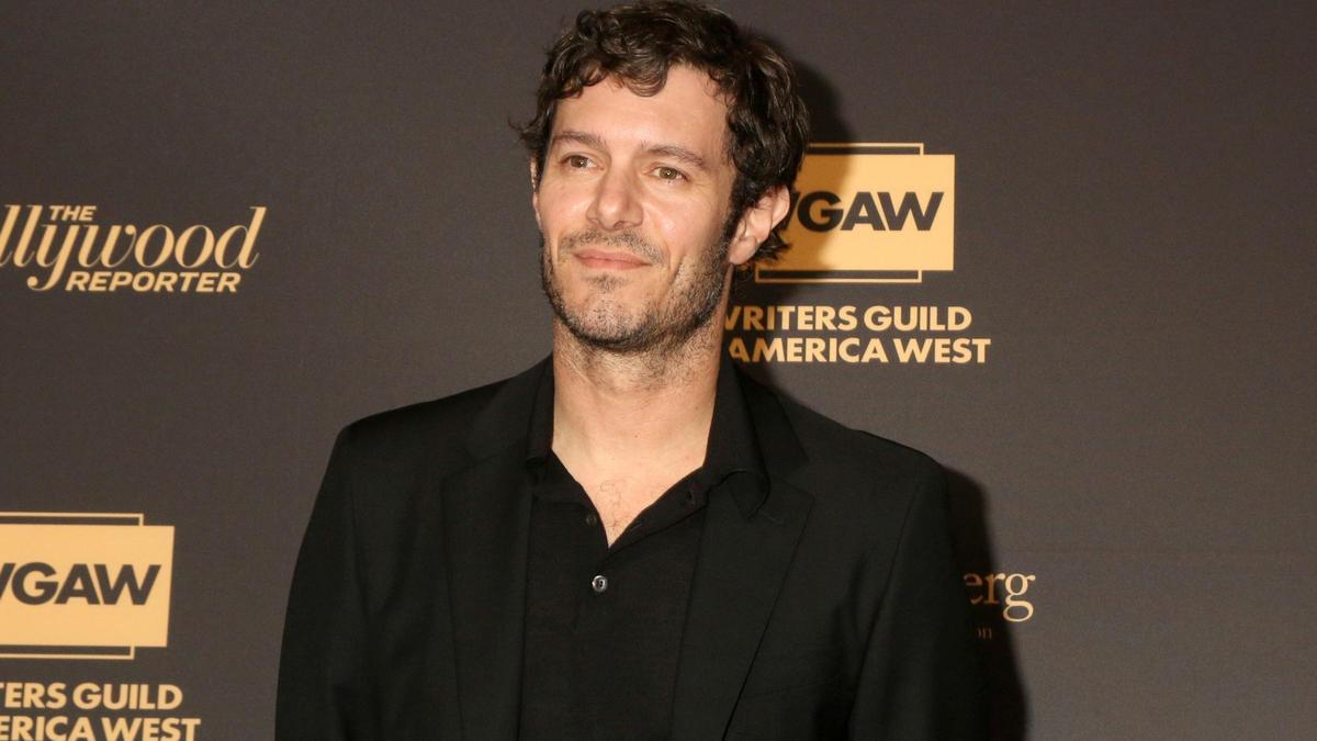 Adam Brody.