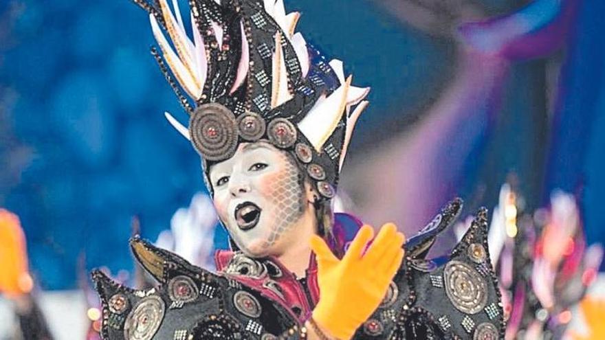 Noelia Vega: «Es hora de cambiar el formato y hacer canciones más cortas en vez de una de 10 minutos»