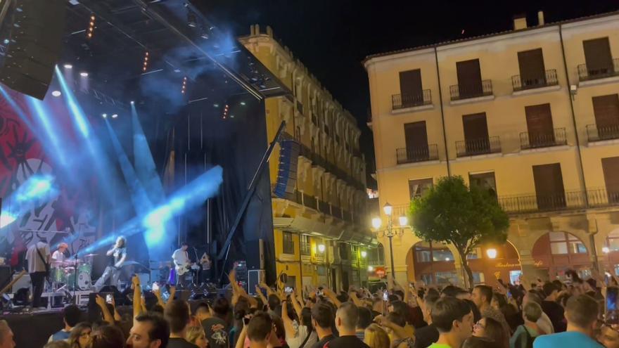 Concierto de Carolina Durante en la Plaza Mayor: &quot;¡Cayetano, Cayetano!&quot;