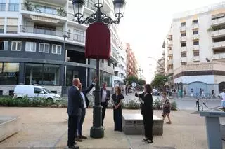 Inauguración del nuevo reloj de Vara de Rey en Ibiza.