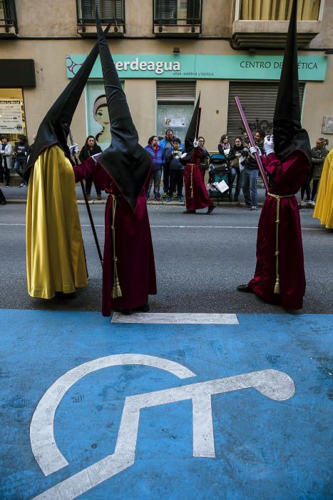 PROCESIÓN DE LA COFRADÍA DEL RESCATE EN MARTES ...