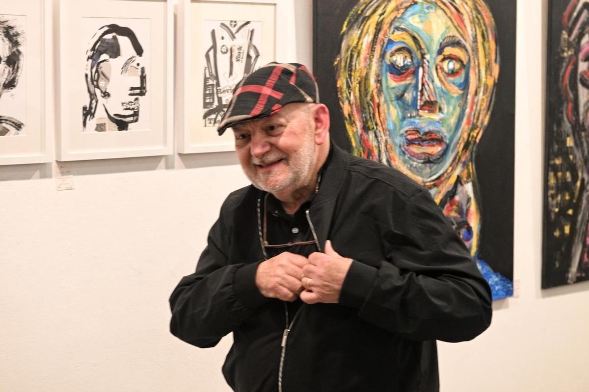 Pijoan, en una recent mostra de les seves pintures i dibuixos.