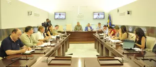 Extremadura no tendrá una voz única para negociar la financiación autonómica: los partidos rompen el consenso