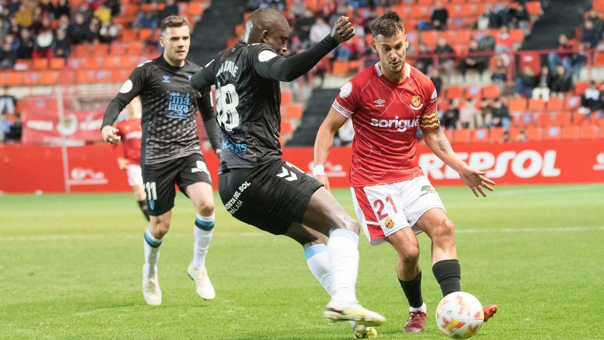 N'Diaye, durante el Nàstic - Málaga CF de Copa del Rey.