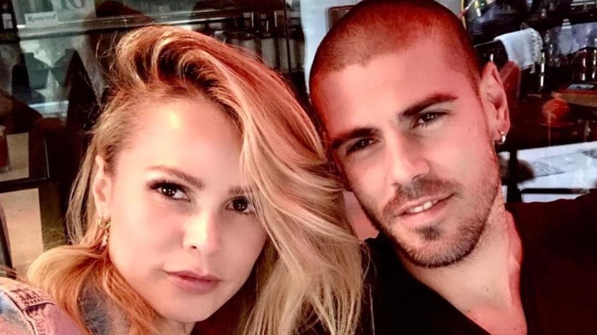 Víctor Valdés se casá con su novia de toda la vida