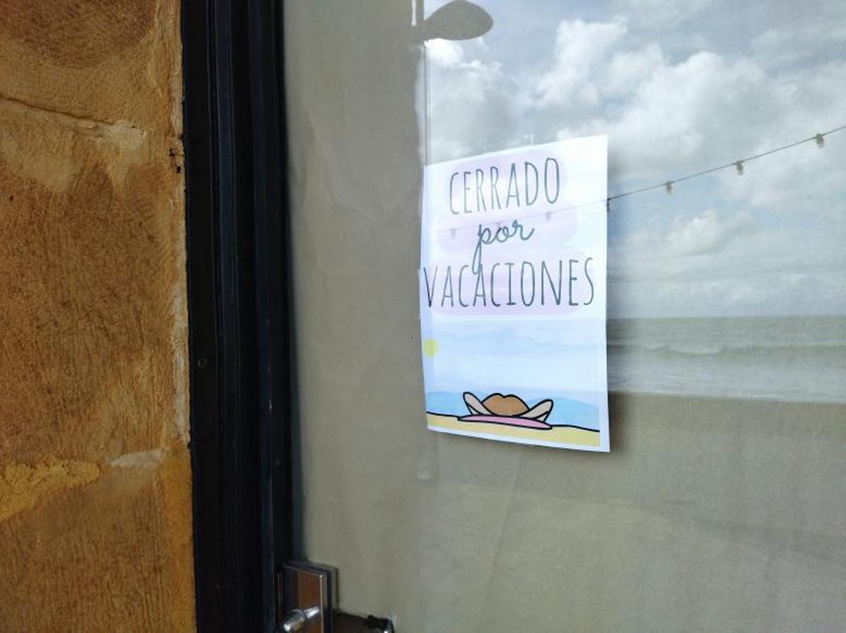 «Cerrado por vacaciones», el derecho a respirar de la hostelería de Xàbia