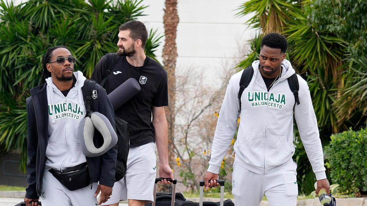 Ejim es una de las novedades en la expedición del Unicaja, además de la baja de Taylor.