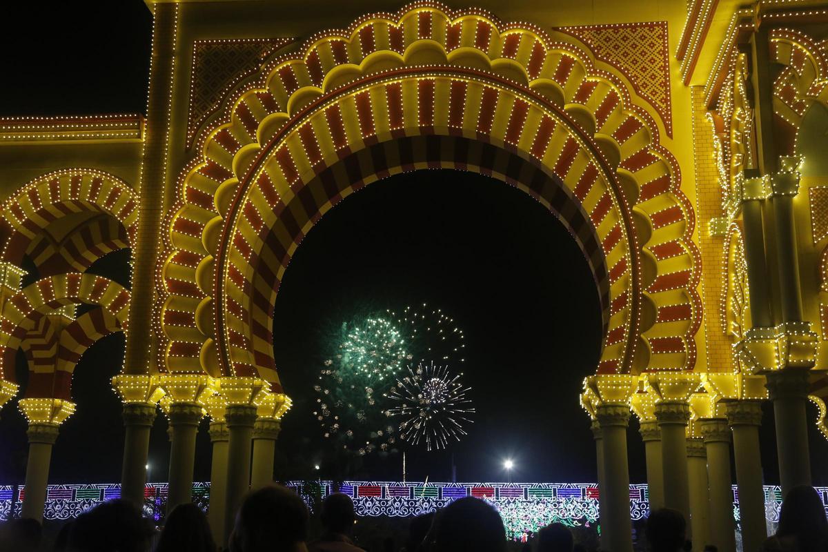 Fuegos artificiales con motivo de la Feria de Córdoba, en una imagen de archivo.