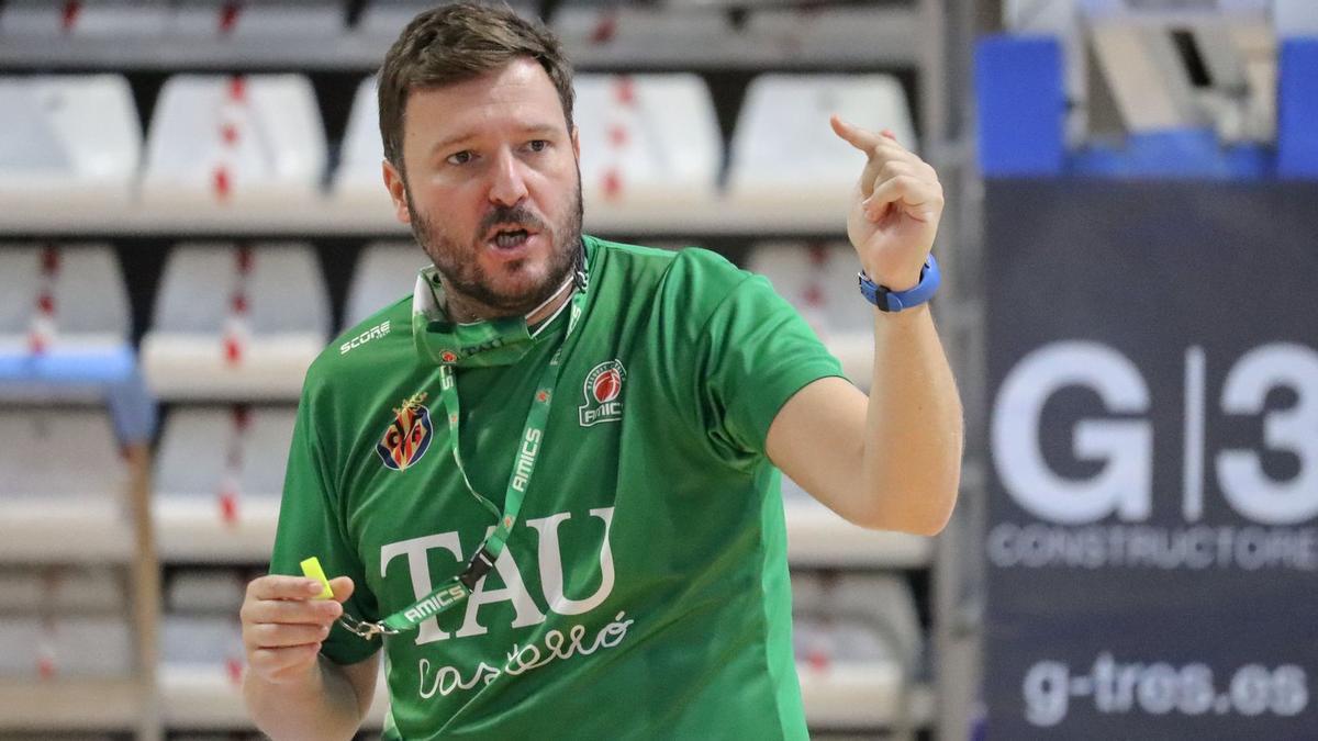 El entrenador del TAU Castelló, Toni Ten.