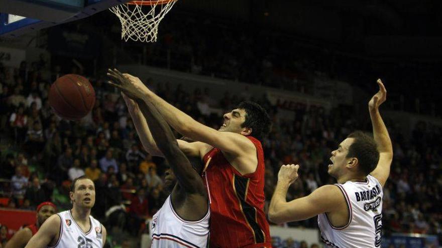 Giorgi Shermadini: &quot;Cometí un gran error dejando el CAI por el Olympiacos&quot;