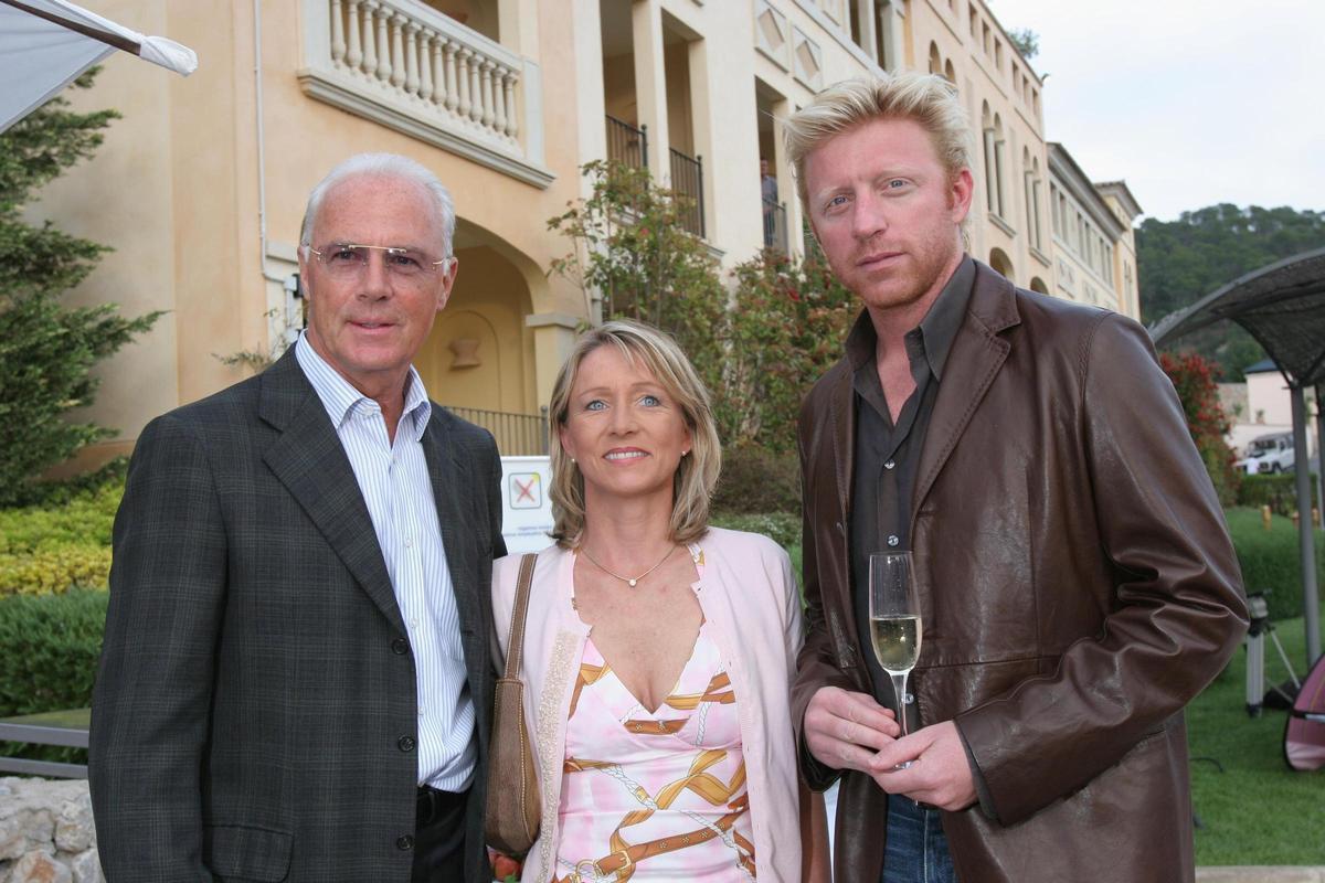 Franz Beckenbauer junto a su compatriota, el tenista Boris Becker, en Mallorca.