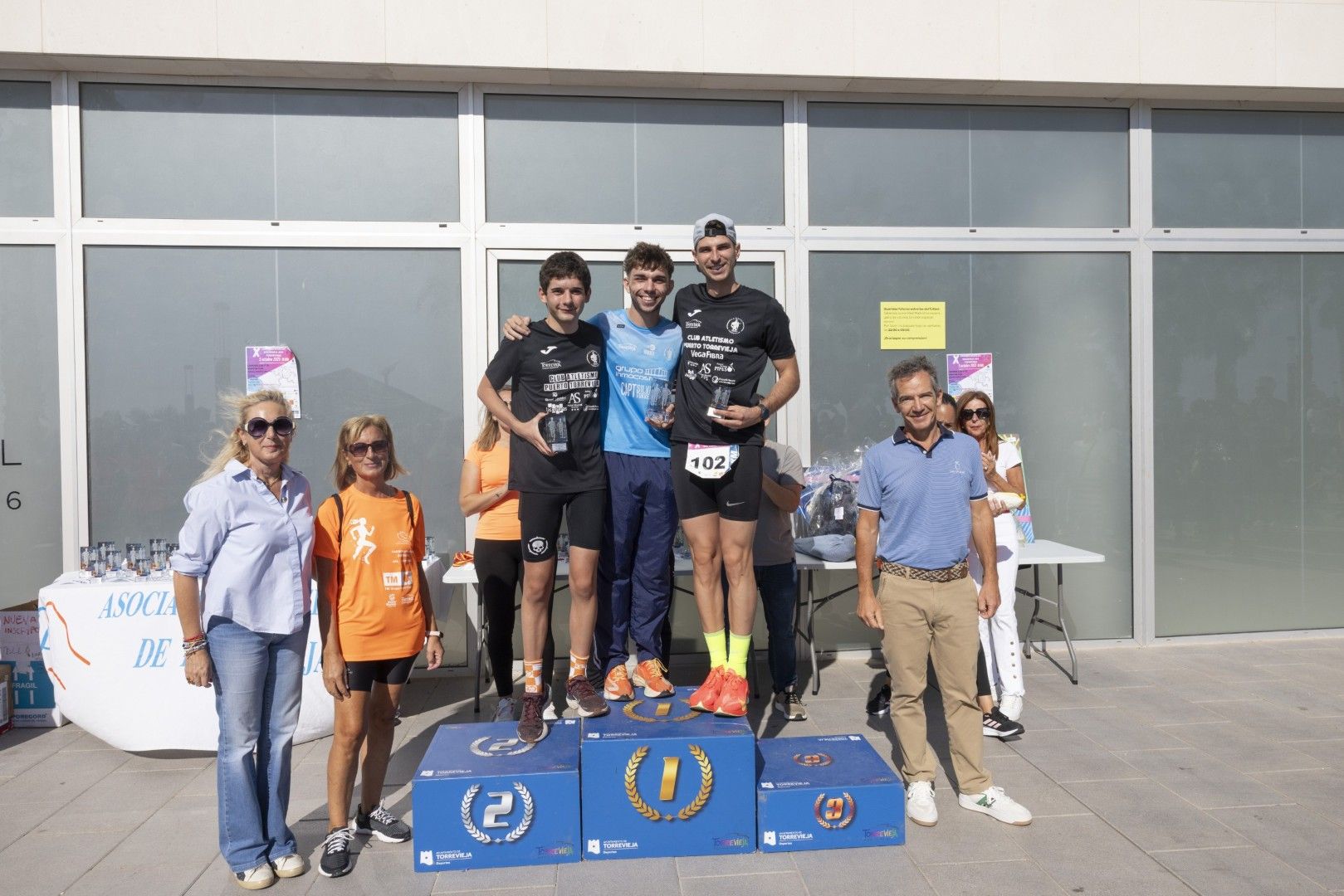 Así fue en imágenes una nueva edición de la carrera solidaria de AFA Torrevieja