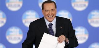 Berlusconi logra aplazar sus juicios hasta después de las elecciones
