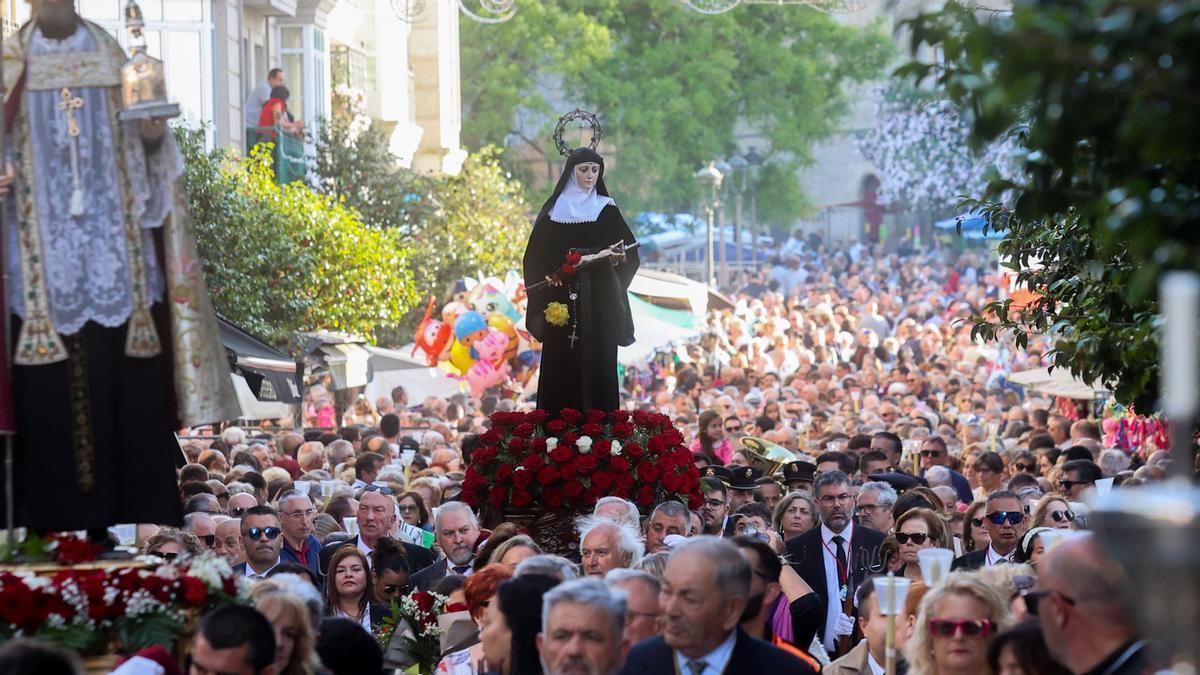 Vilagarcía procesión Santa Rita.