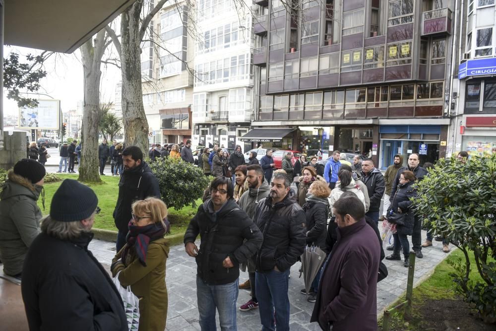 Colas también para el 2º concierto de Sabina