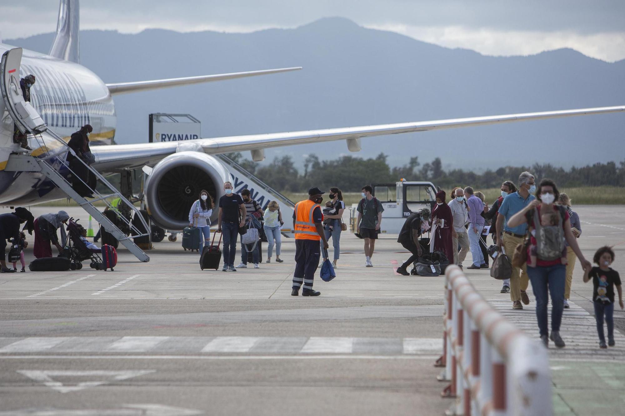 Ryanair torna a dur turistes a Vilobí d'Onyar
