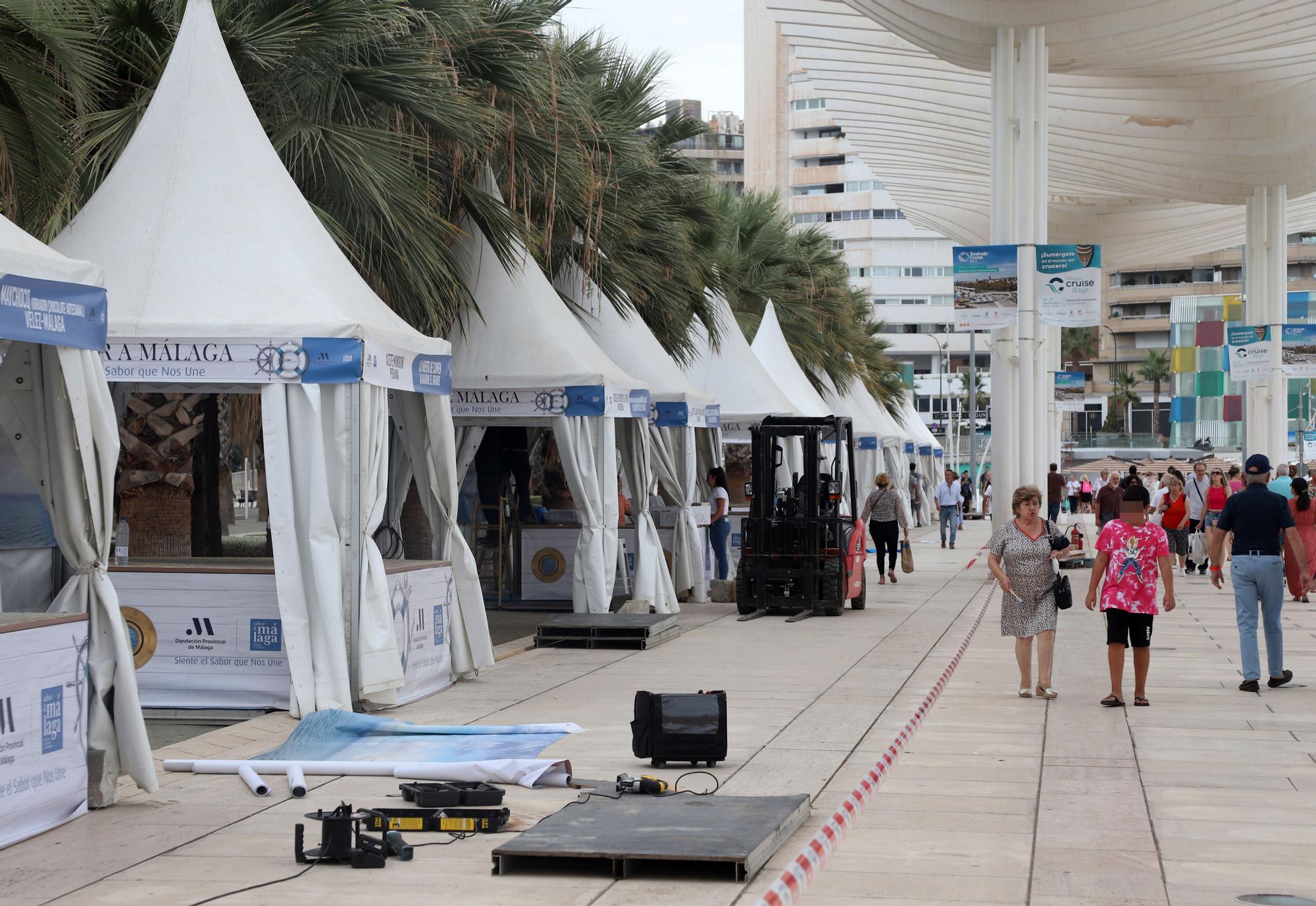 Preparativos en el Palmeral de las Sorpresas para los Málaga Cruise Days