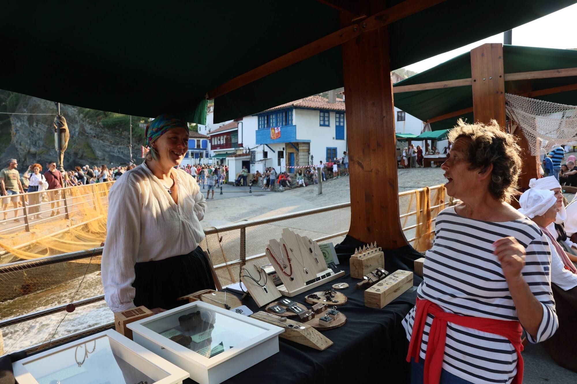 Carlos V siempre desembarca en Tazones