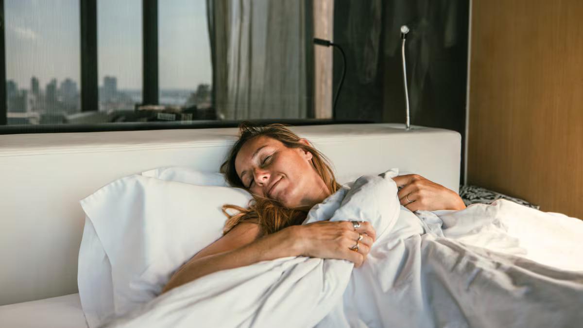 Dormir sin pasar tanto calor es más fácil gracias a estos trucos