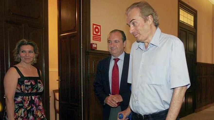 Jesús Neira pasa unos días en Alicante invitado por la Diputación