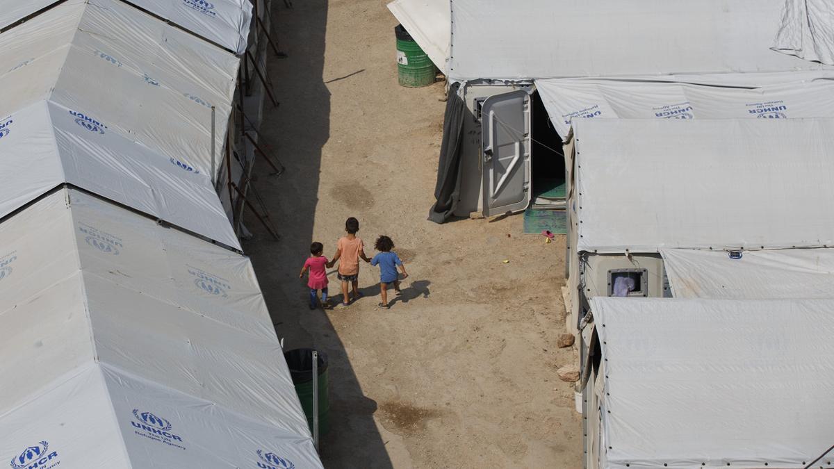 Save the Children visita los campos de refugiados en Chios, Grecia.